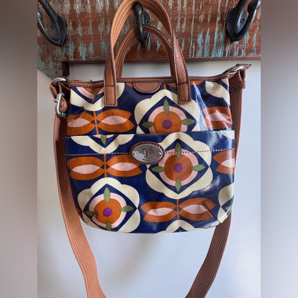 Fossil Keyper Key Per Purse Handbag Coated Textile Leather Trim Floral